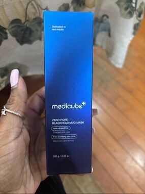 Medicube Zero Pore Blackhead Mud Mask — Blue